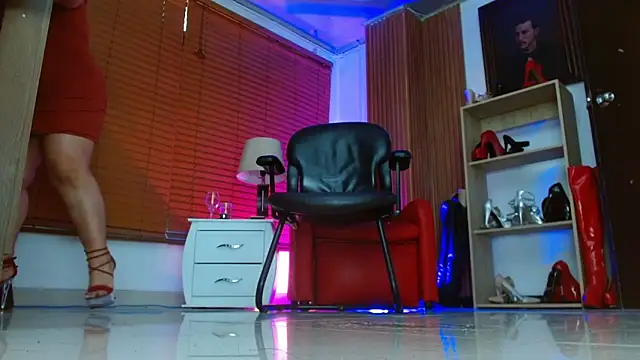 Chat +18 de paola_xm ao vivo