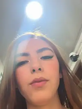 Chat +18 de __Nahomy ao vivo