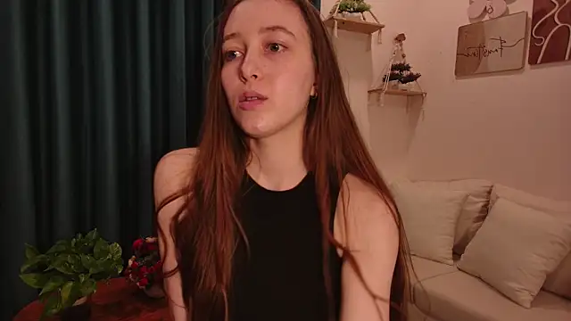 Excitease_ Adlı Modelin Canlı XXX Sohbeti