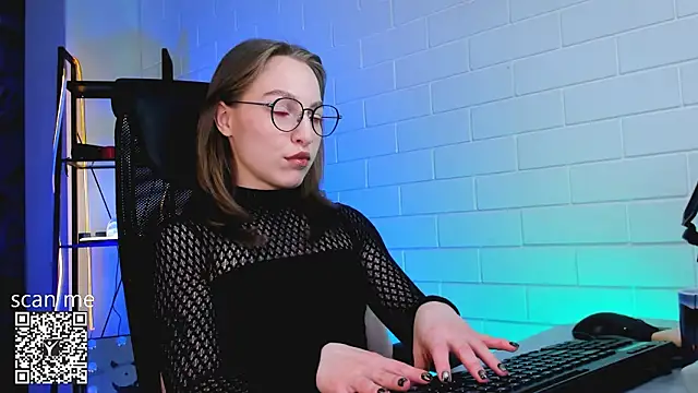 Živý XXX chat AphexQueen