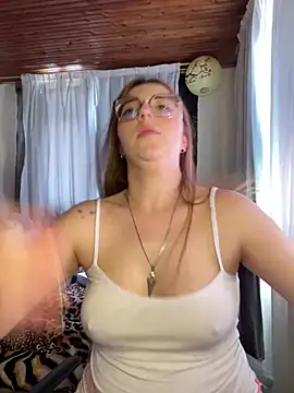 CoraVibes Live XXX Chat