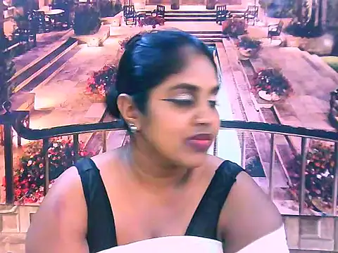 IndianDiva27 élő XXX-chatje