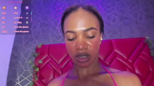 Chat XXX en directo de AnnyBrannd