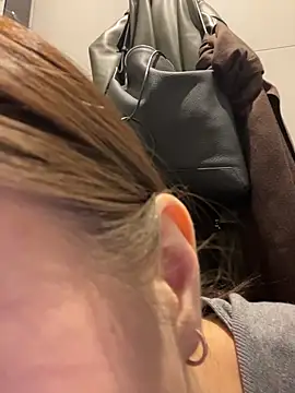 Holly_Play's Live XXX Chat