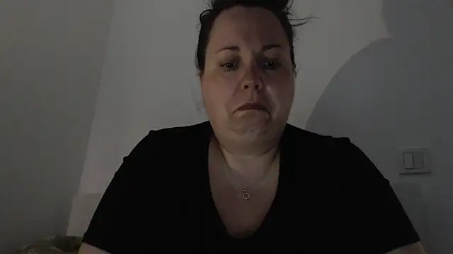 แชท XXX สดของ WendyRhoades