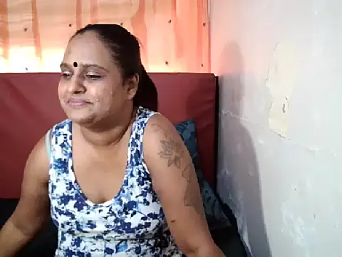 Indian_sunshine's Live XXX Chat
