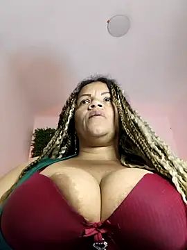 Eva_Luxei élő XXX-chatje