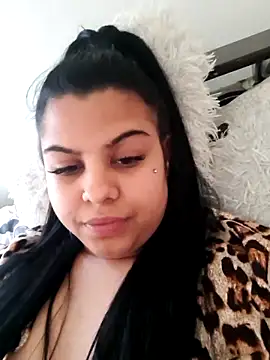 Show modela Vivike234 na web-kameri