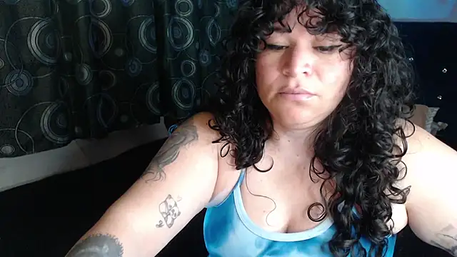 Chat XXX Live ANGELIQUE_KLANE