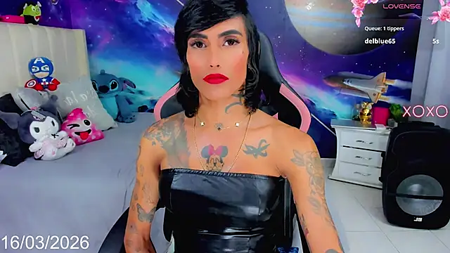 Nella_Dolls 网络视讯表演