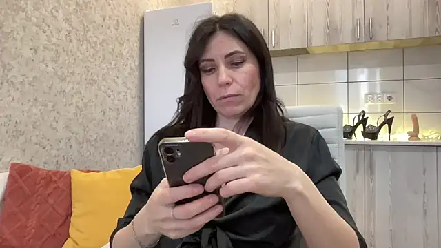 HotyWintern Live XXX chat