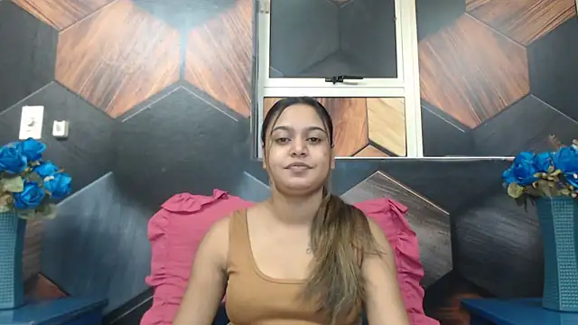 indianclassic18's Live XXX Chat