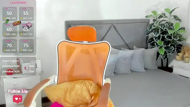 Queen_Cattleya69 即時 XXX 聊天