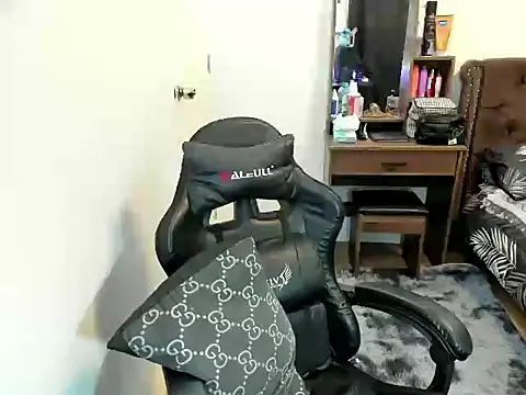 Вебкам-шоу smiley_angel69