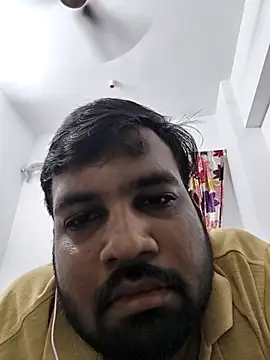 vinay_smalldick Adlı Modelin Web Kamerası Şovu