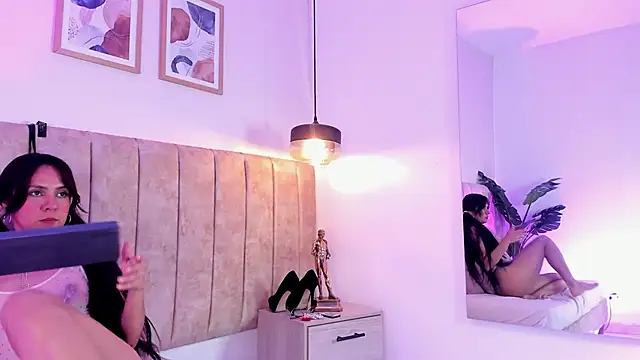 AgathaSavage Webcamshow