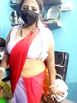 tamil_Vennila 即時 XXX 聊天