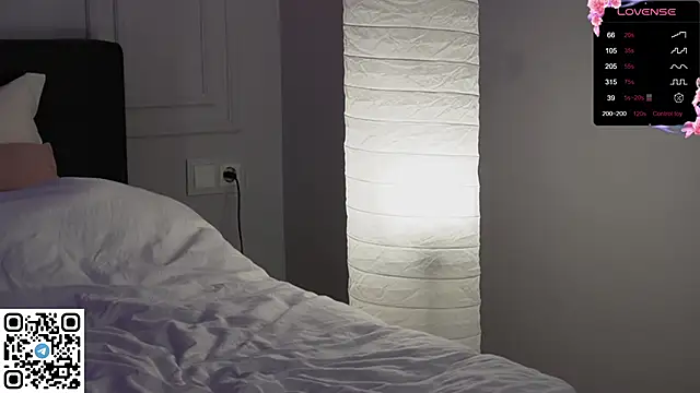 hotgirlfriend_ Show Webcam