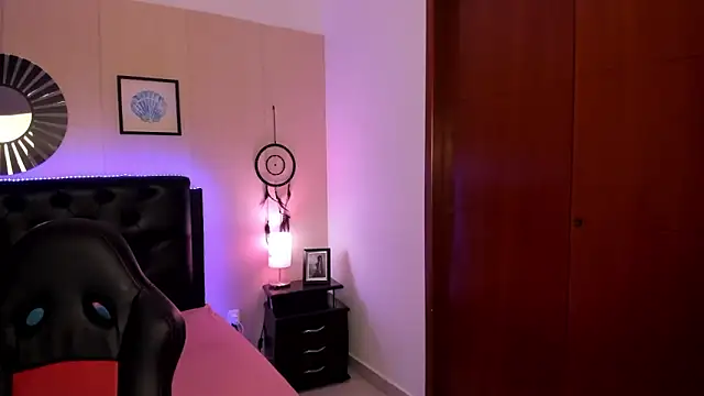 دردشة LolaVillalobos الجنسية المباشرة