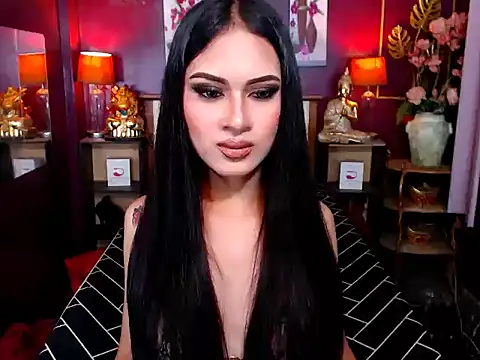 Plastique_PATRICIA Show in webcam