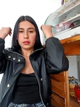 Chat +18 de charlottte_wh ao vivo