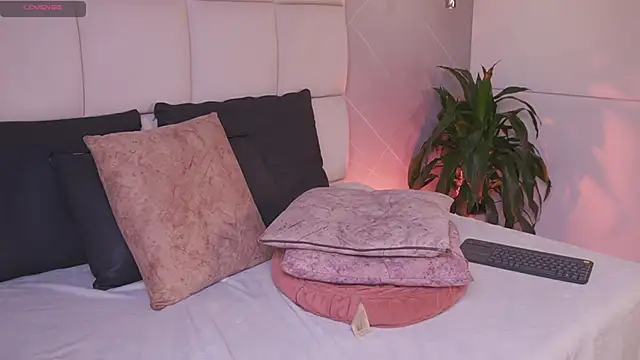 Czat XXX na żywo – SaraMonroe1