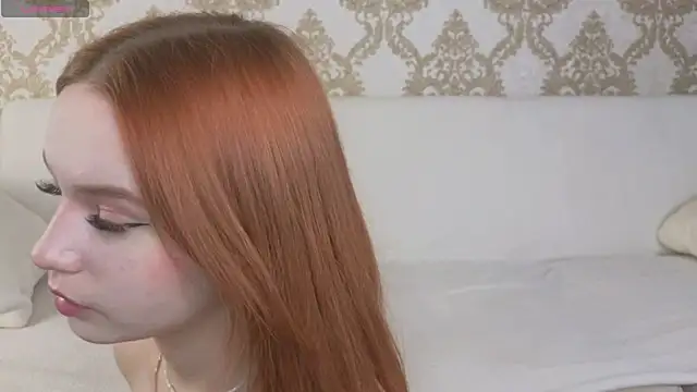 Chat XXX en directo de foxy_bloomm