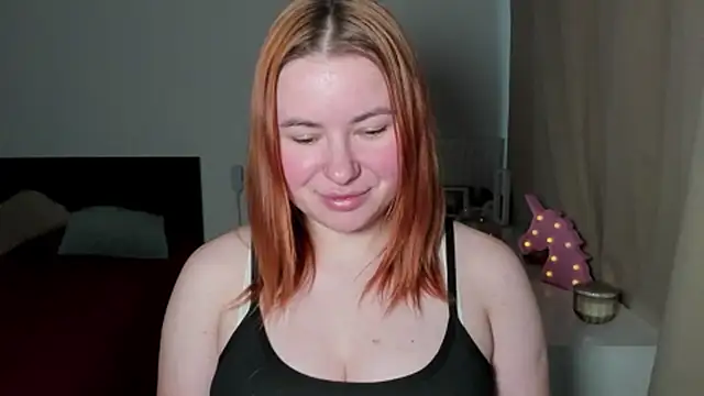 LAYLAxSTAR Chat XXX in diretta