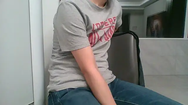 nole_china7 Adlı Modelin Canlı XXX Sohbeti