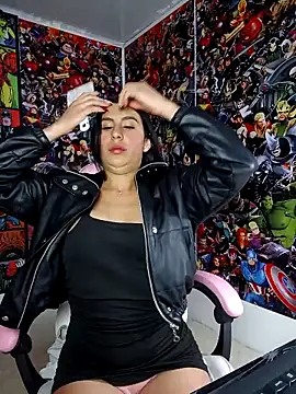 Онлайн чат XXX charlottte_wh