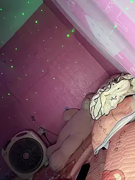 hot-cumplay's Live XXX Chat