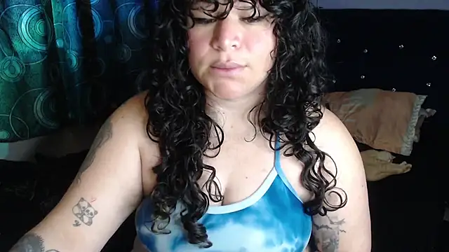 Chat XXX ao vivo de ANGELIQUE_KLANE