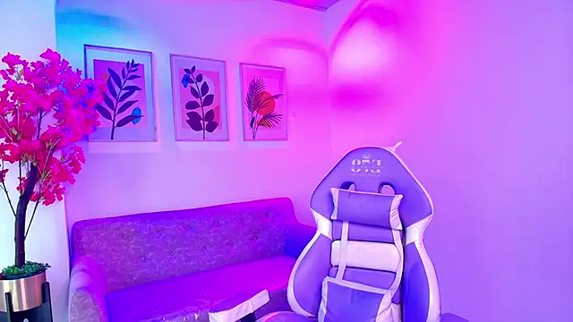 Maddie_T18 라이브 XXX 채팅