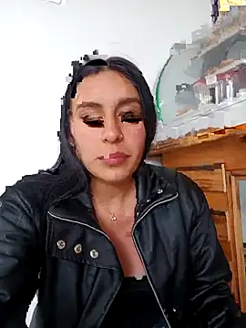 Chat XXX en directo de charlottte_wh