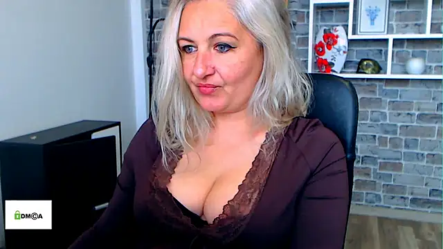 Chat XXX en directo de angel_devil_milf