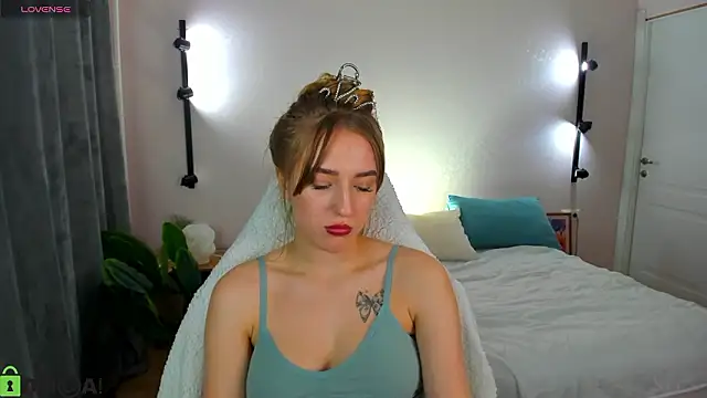 Stacy_River Chat XXX in diretta