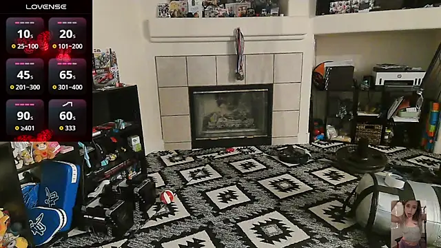 Blondiewithanass Live XXX-Chat