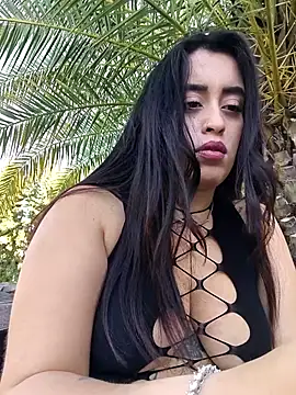 MissNyraSecret élő XXX-chatje