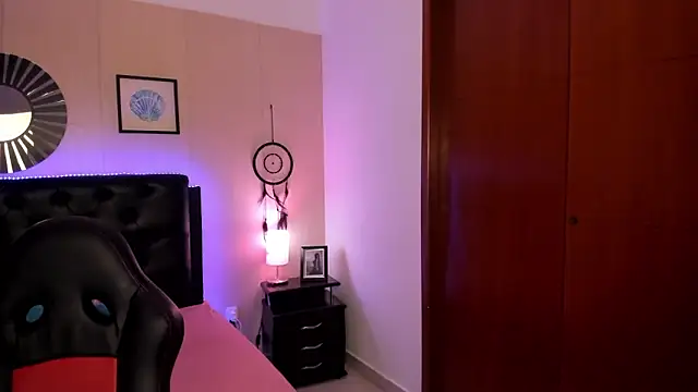 LolaVillalobosのライブXXXチャット