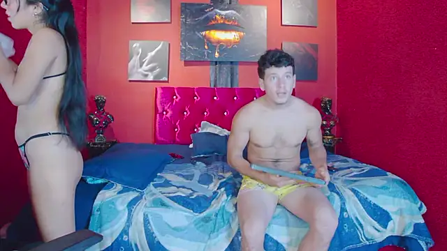 Chloe_MagnusKnight_: διαδικτυακό σόου στην κάμερα