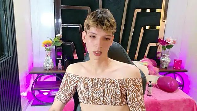 Stefany_PiInk Pertunjukan Webcam