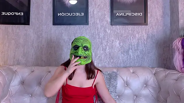 Carrie_GB: онлайн-секс-чат