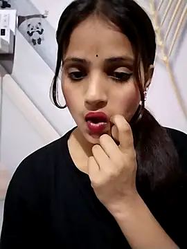 Naina11100: онлайн-секс-чат