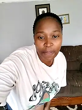 Boobylicious77's Live XXX Chat