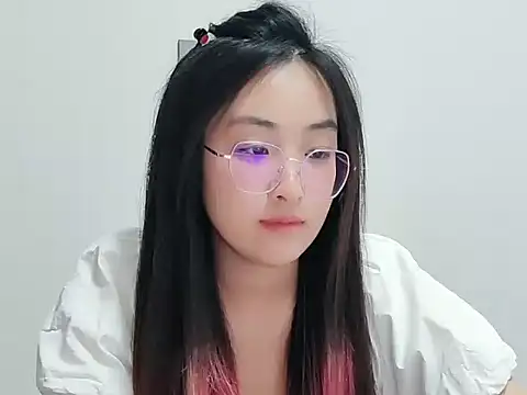 kitty-mm Pertunjukan Webcam