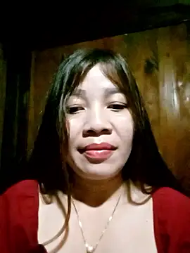 Yiyi102300's Webcam Show