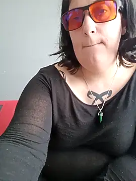 LolaXXDreams: онлайн-секс-чат