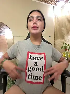 TS-SimplyTheBest 在線直播表演