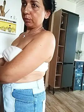 SniffyLancers Adlı Modelin Canlı XXX Sohbeti