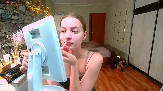 __Aphrodita__wow__ 即時 XXX 聊天